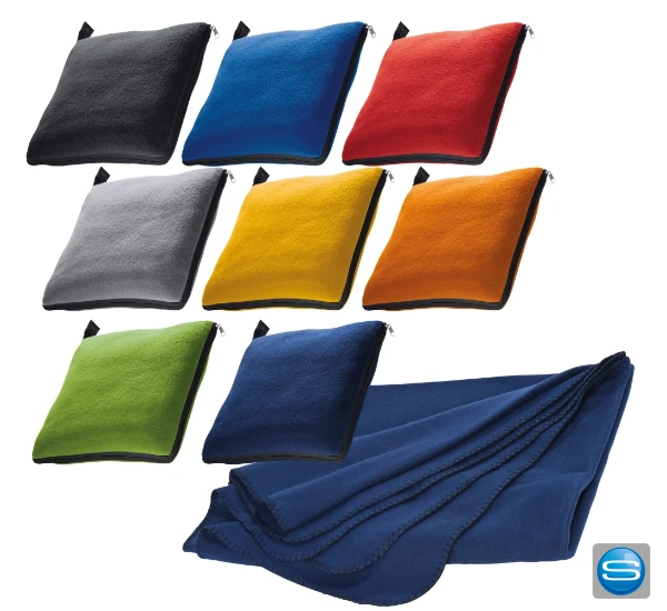 2in1 Fleecedecke mit Kissenfunktion 180 × 120 cm