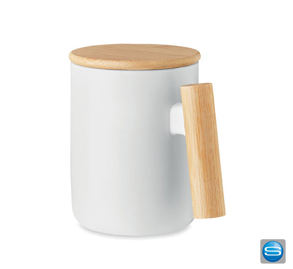 Kaffeebecher aus Porzellan mit Ihrem Slogan veredlet