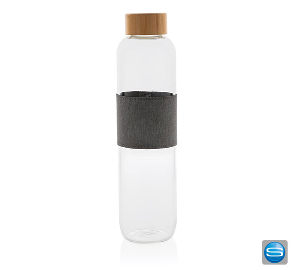 bambus-und-glas-flasche-als-werbepraesent-mit-logo