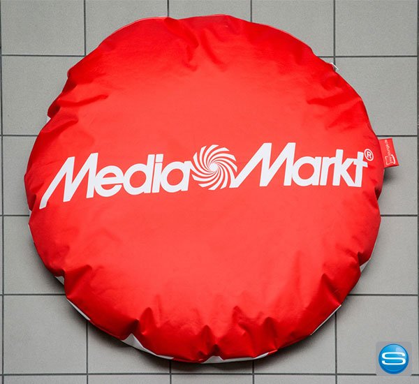 sitzsack-individuell-gestalten-und-bedrucken Runder Sitzsack mit individuellem Werbeaufdruck