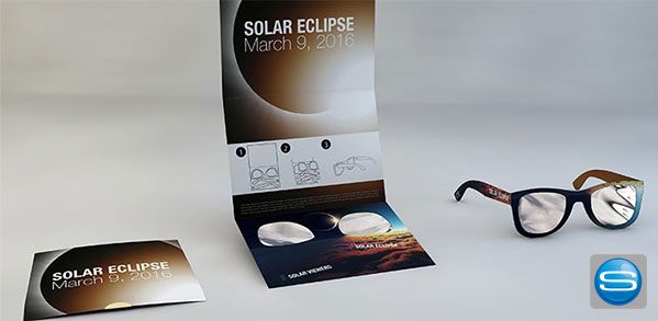 Sonnenfinsternis Sonnenbrille in einer Postkarte bedrucken